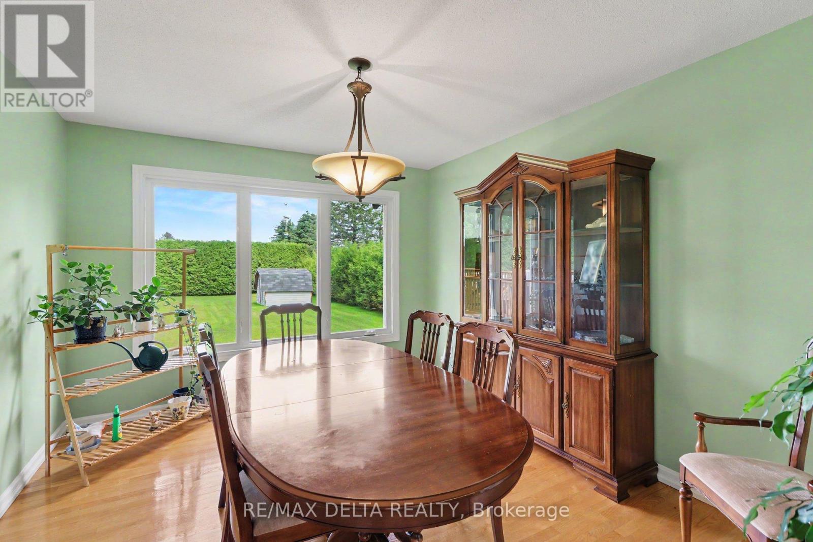 3711 MARCIL ROAD - 10