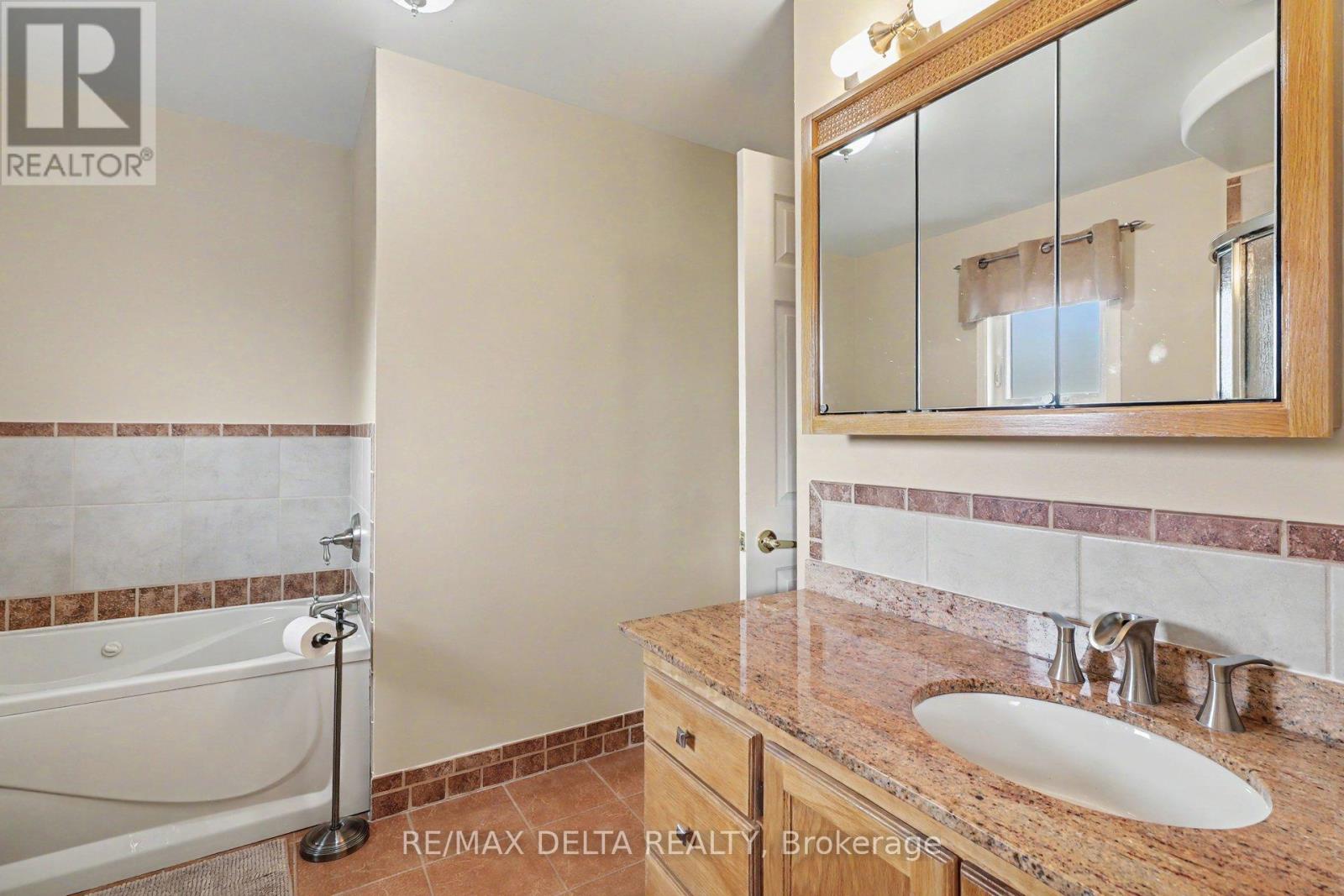 3711 MARCIL ROAD - 26