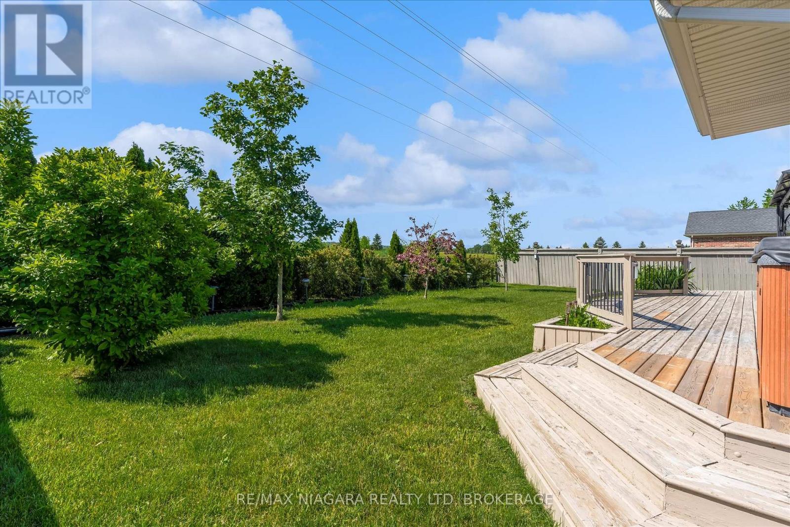 404 WRIGHT CRESCENT - 25