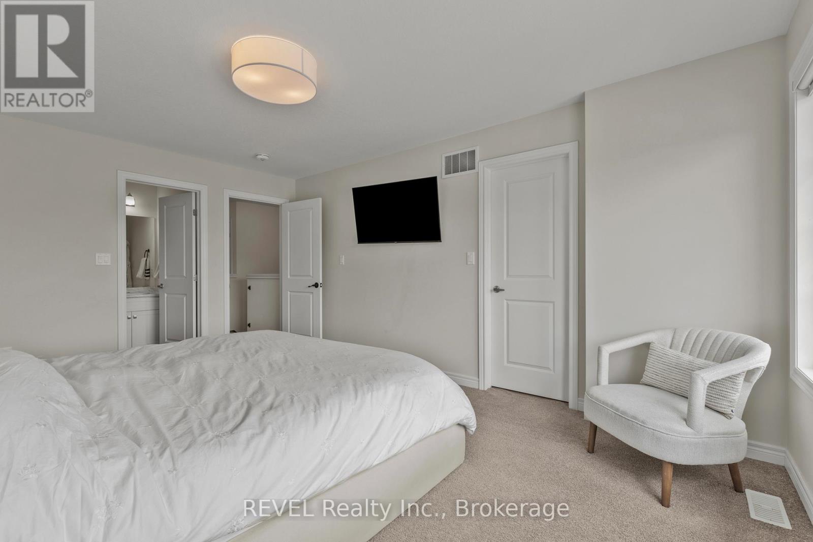 3954 CROWN STREET - 16