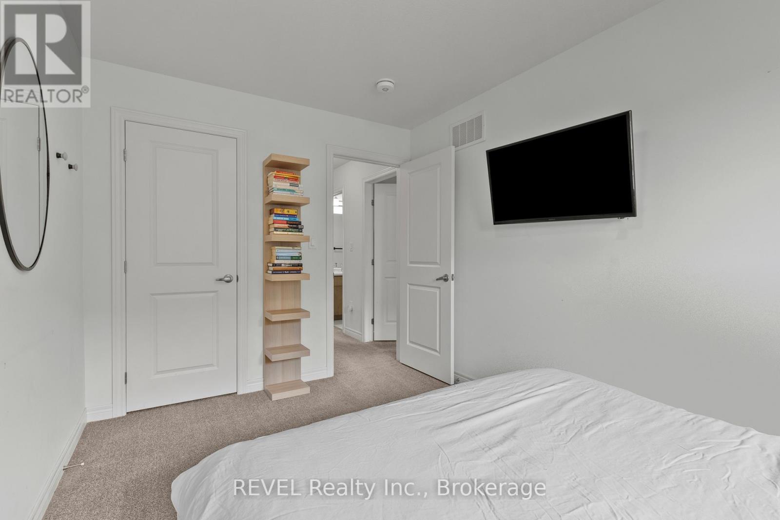 3954 CROWN STREET - 19