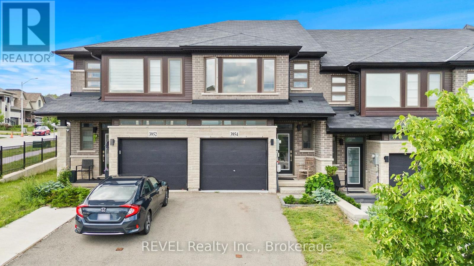 3954 CROWN STREET - 2