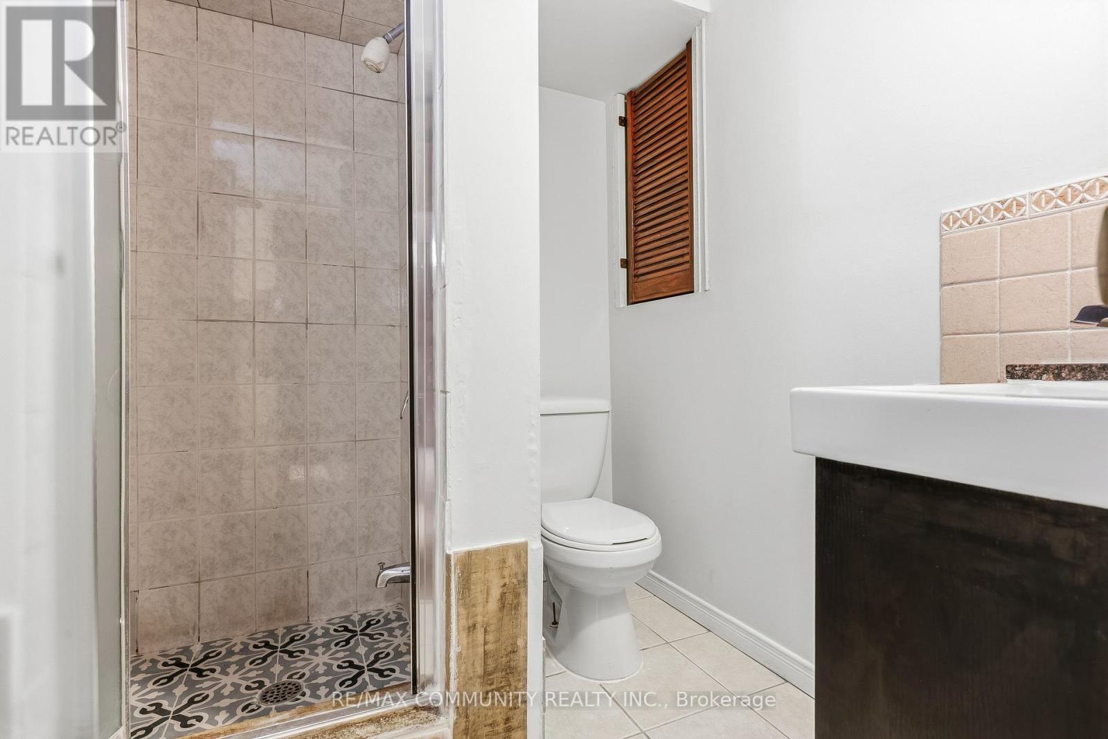 80 BROCKMAN CRESCENT - 24