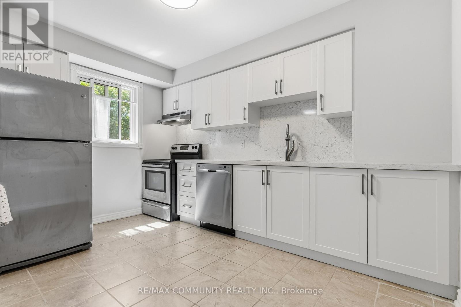 80 BROCKMAN CRESCENT - 9