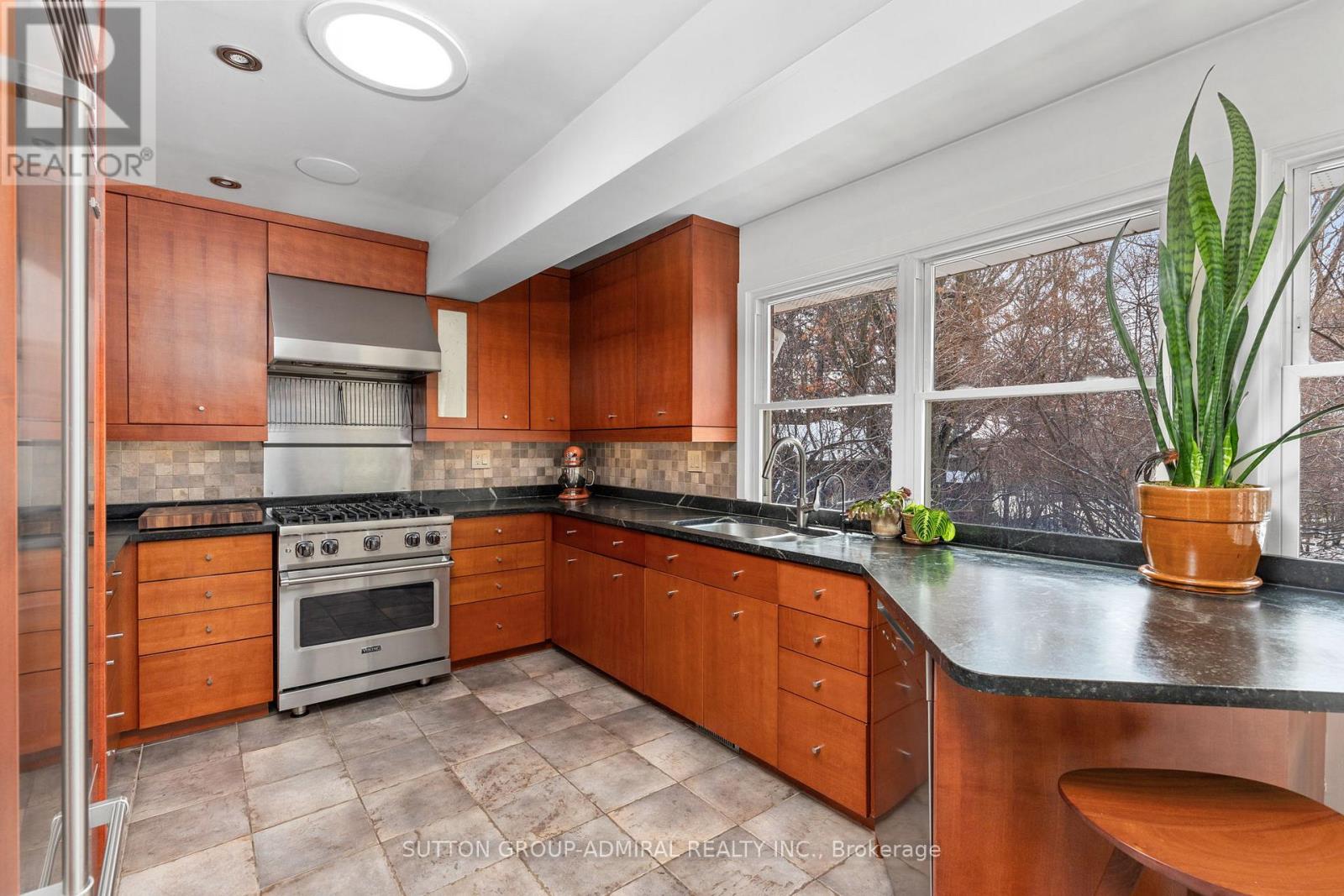 238 MILL STREET - 15