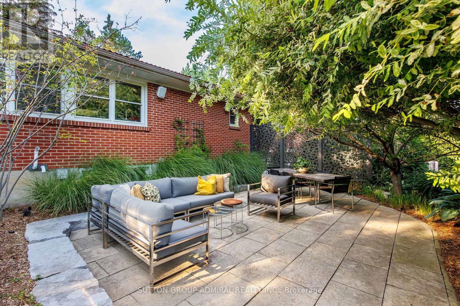 238 MILL STREET - 36