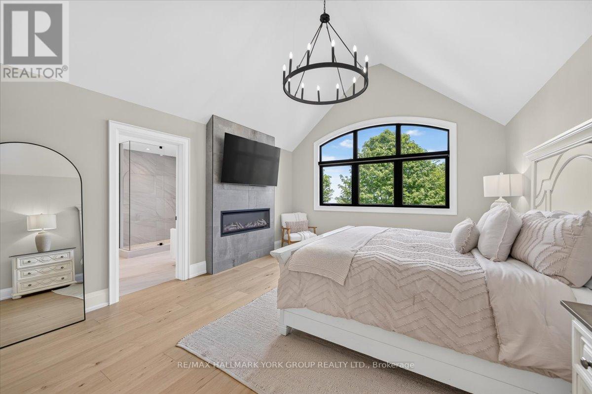 668 FLORENCE ROAD - 27