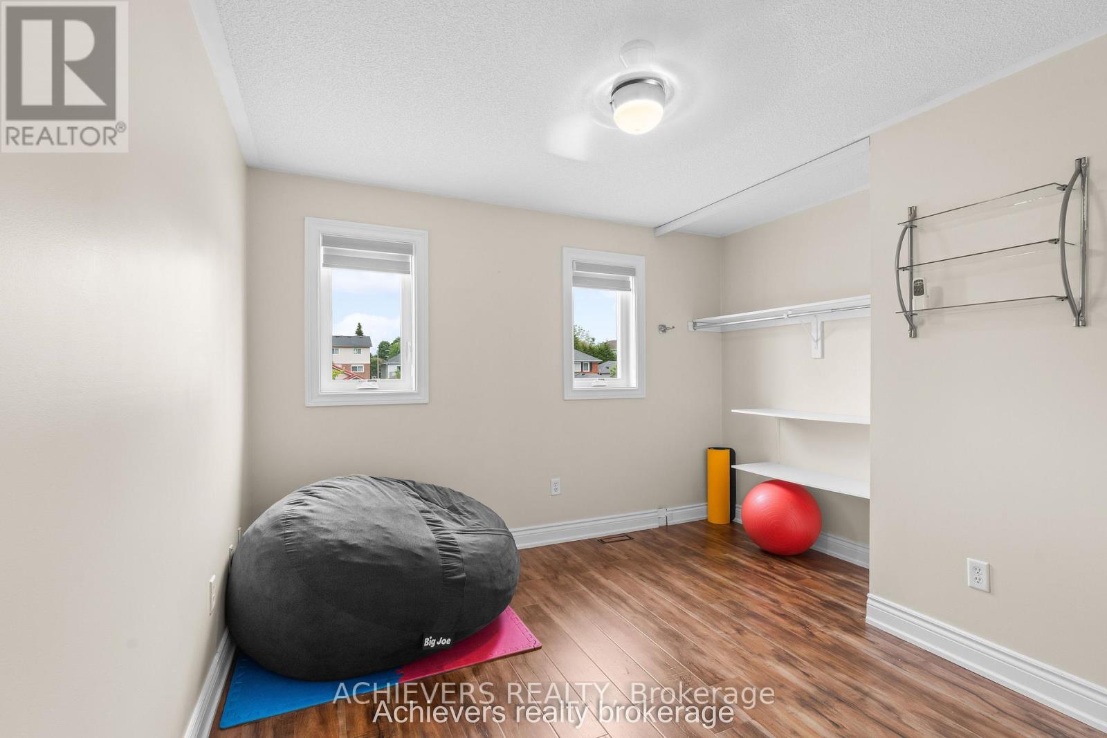 66 LEGGOTT AVENUE - 26