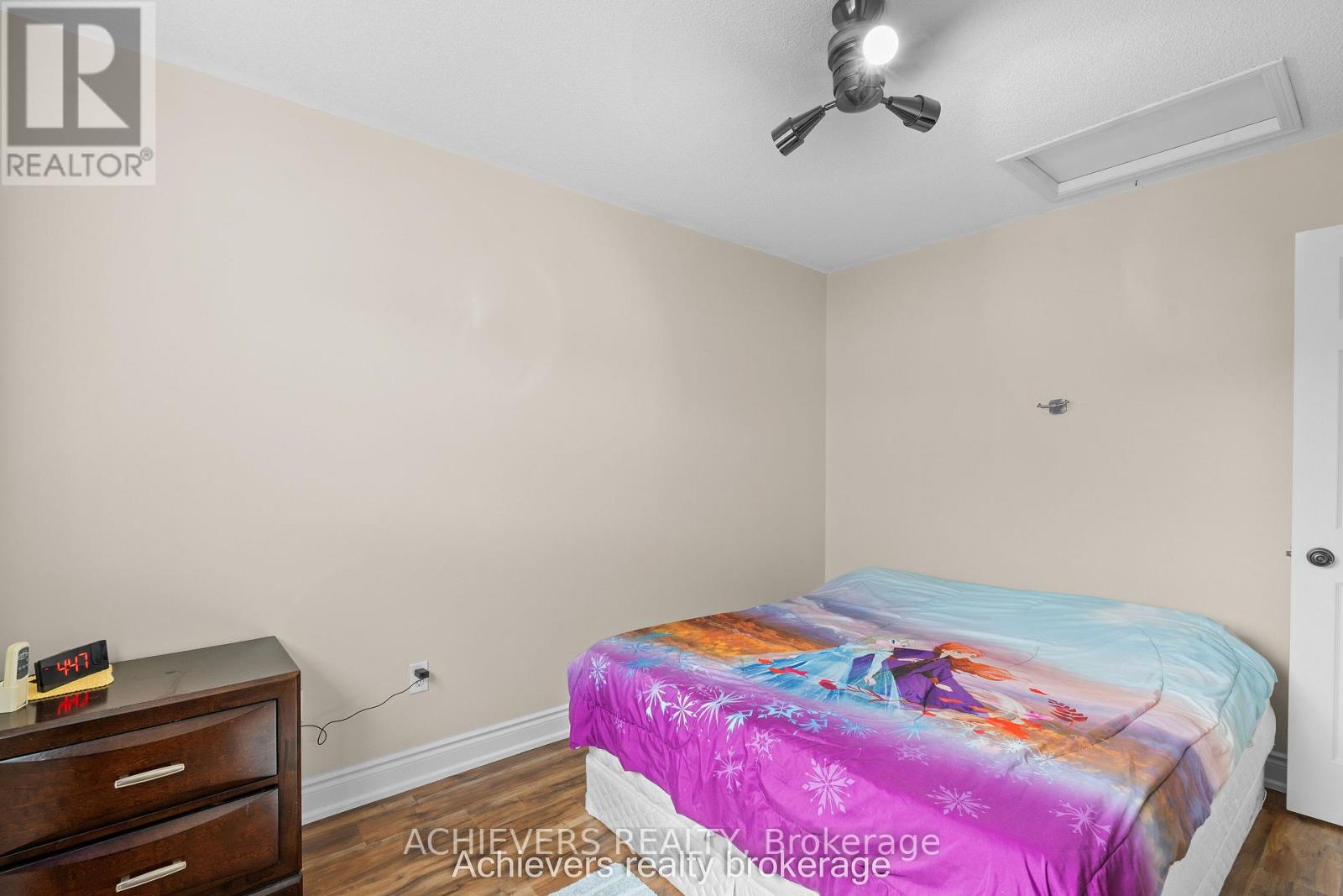 66 LEGGOTT AVENUE - 27