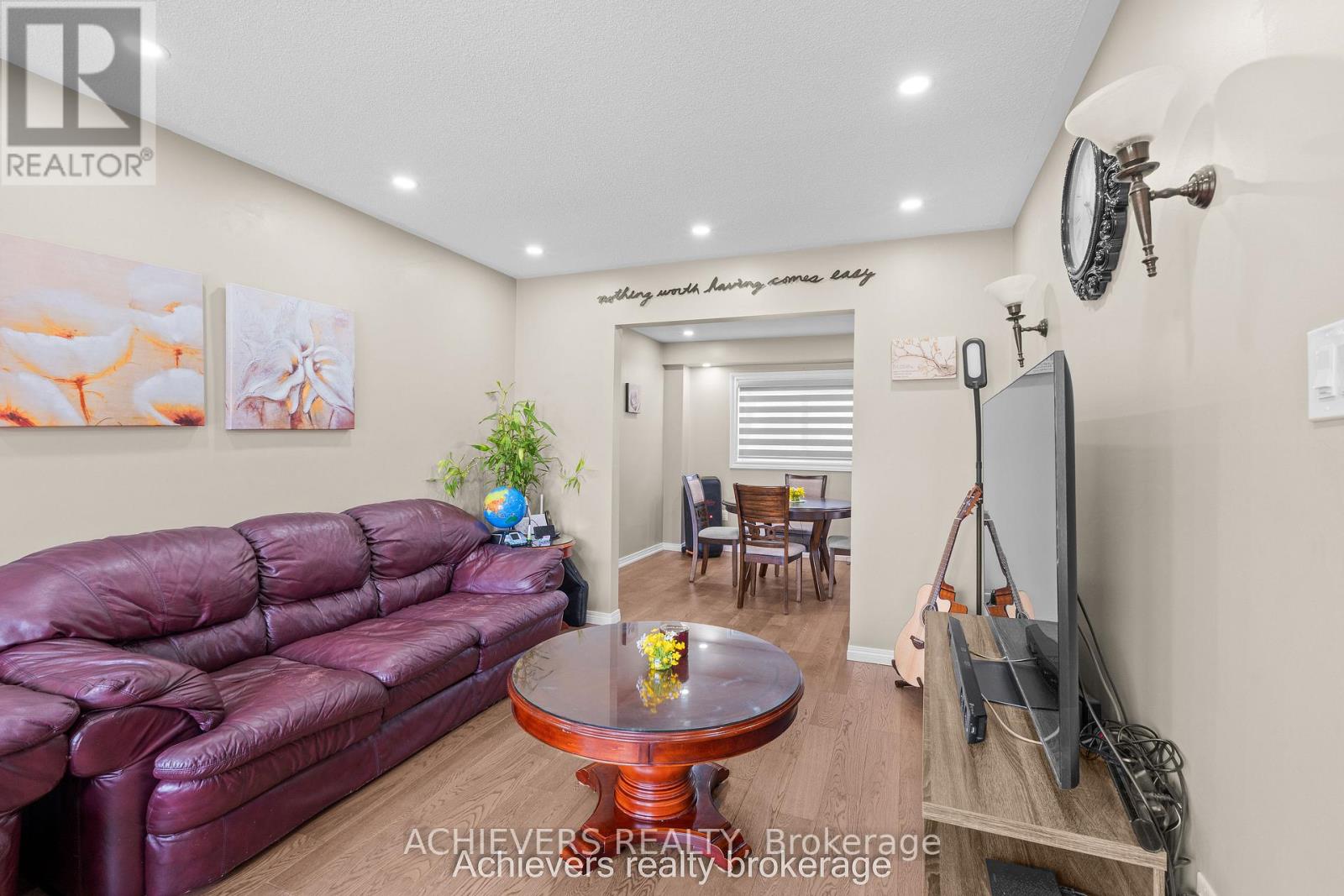 66 LEGGOTT AVENUE - 5