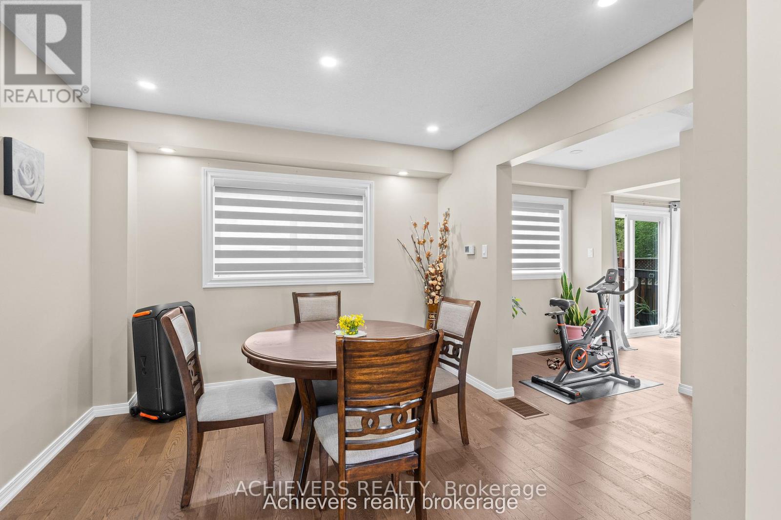 66 LEGGOTT AVENUE - 7