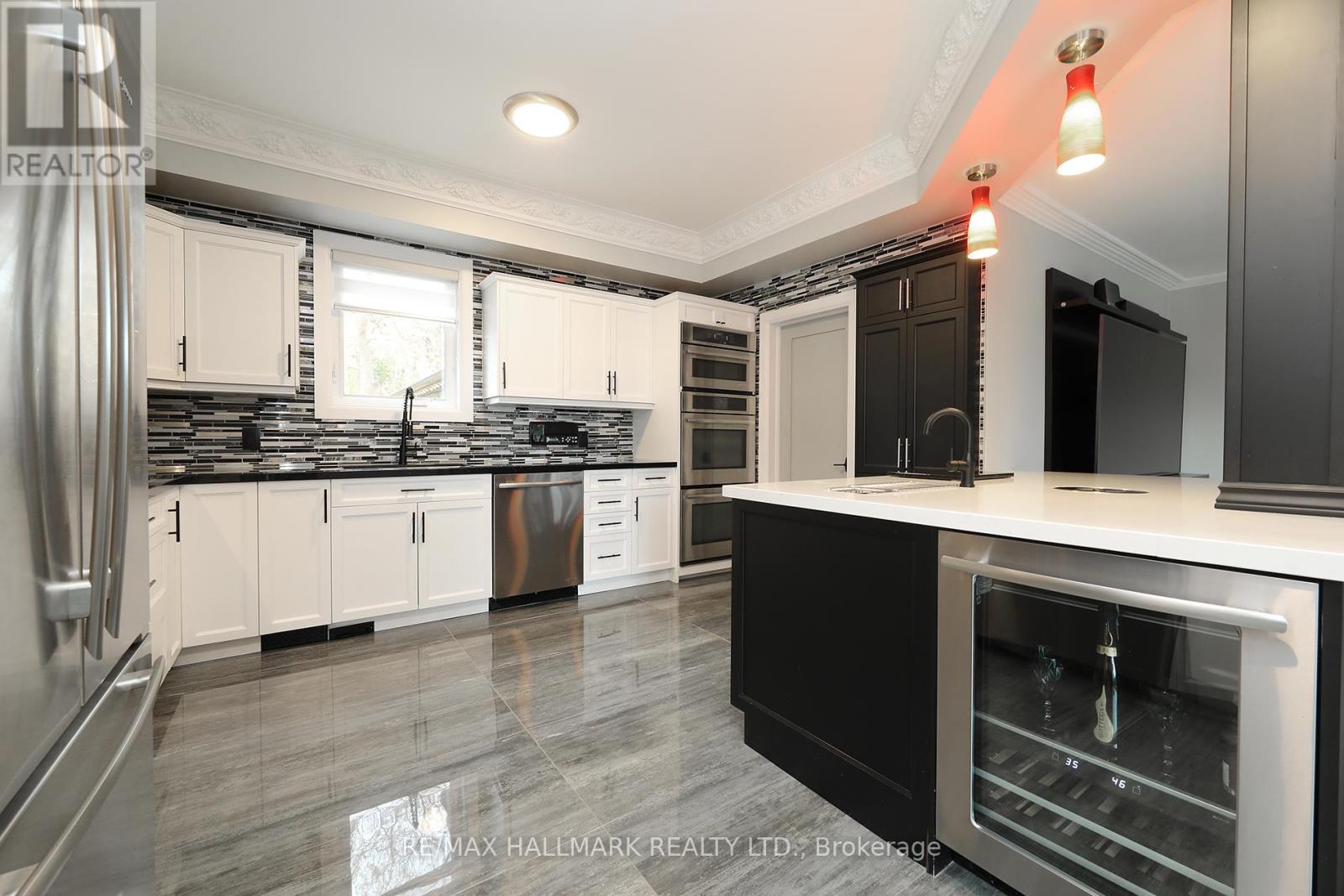 88 COLONEL DANFORTH TRAIL - 17