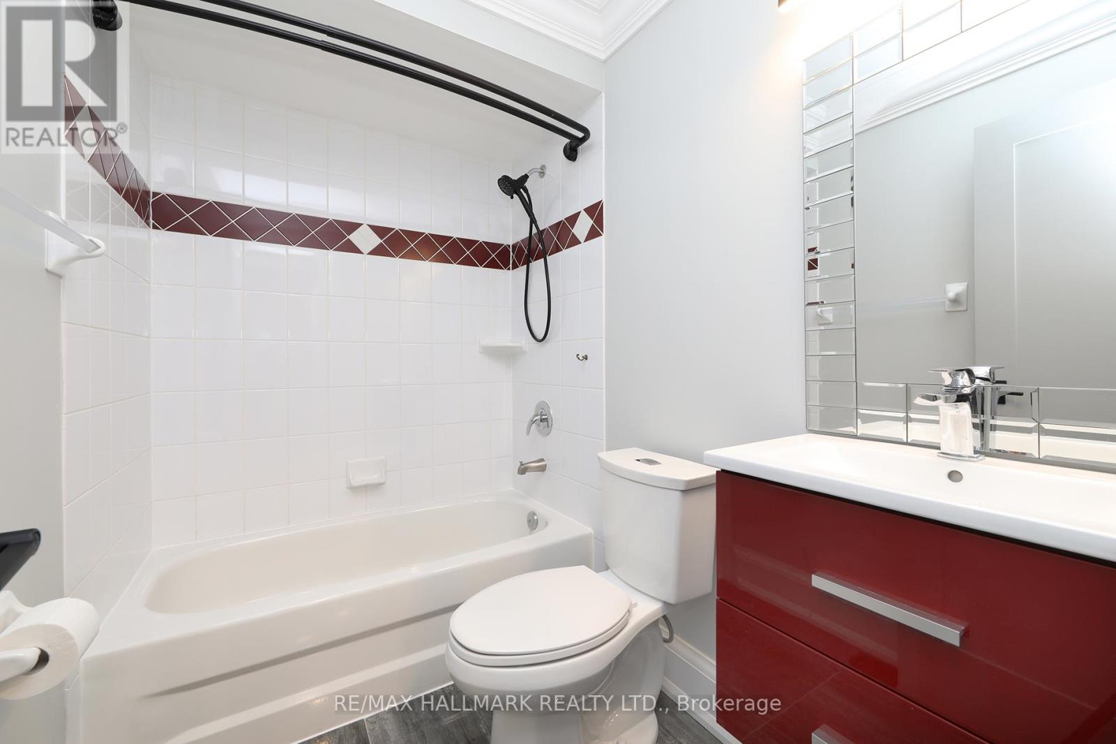 88 COLONEL DANFORTH TRAIL - 32