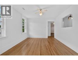 Sunroom - 112-114 Bonaccord Street, Moncton, NB E1C5L2 Photo 9
