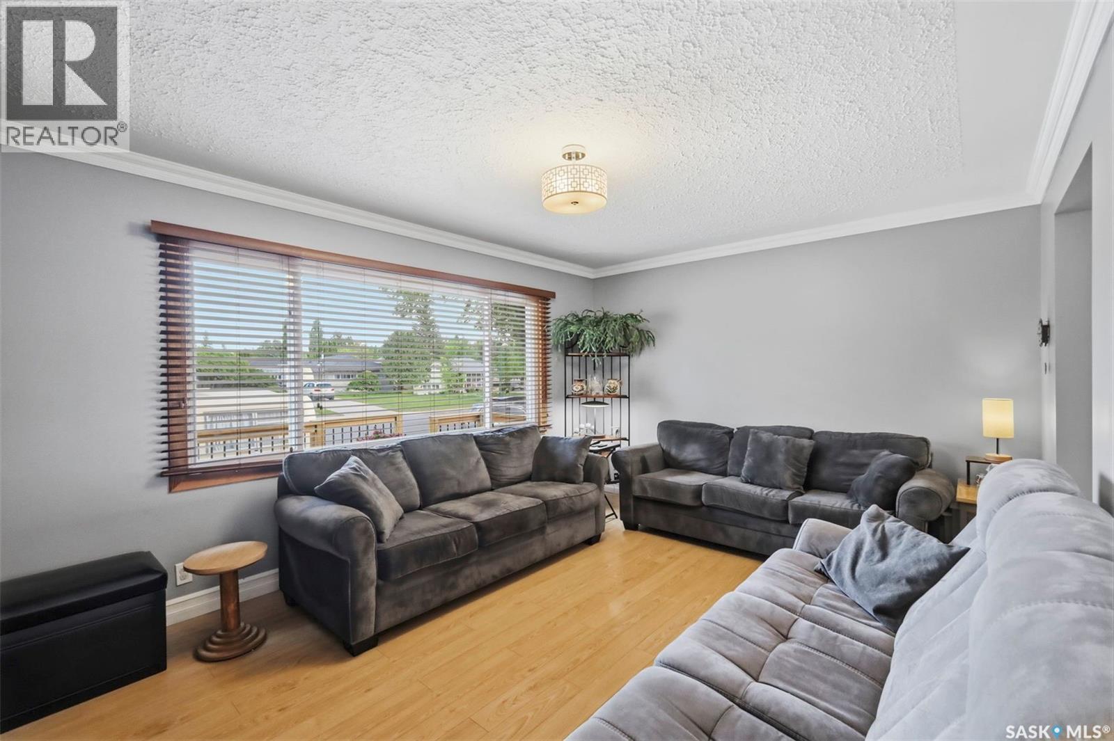 2510 Lansdowne AVENUE — photo 6