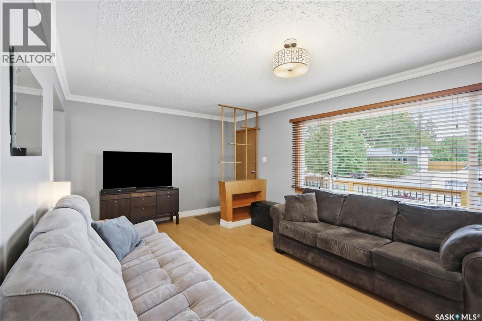 2510 Lansdowne AVENUE — photo 8