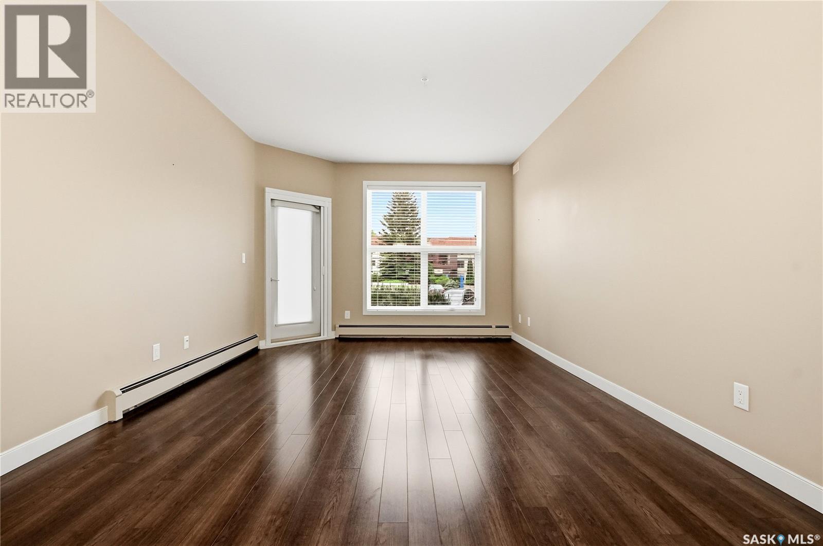 110 1035 Moss AVENUE — photo 18