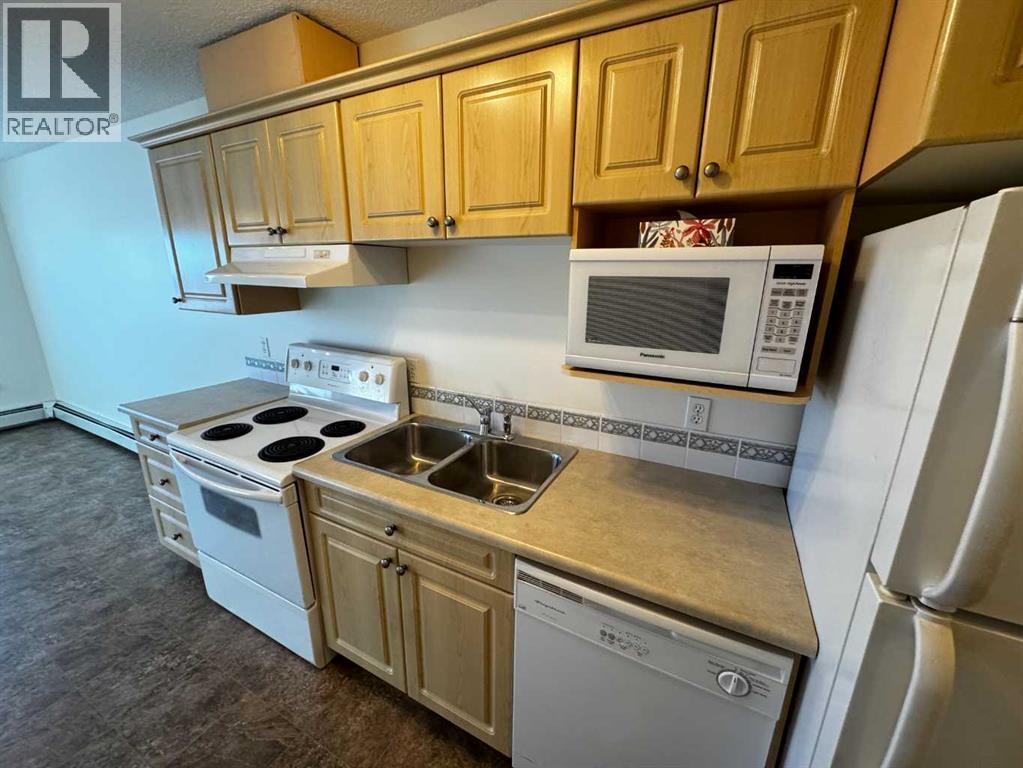 10402 111 Street - Photo 14