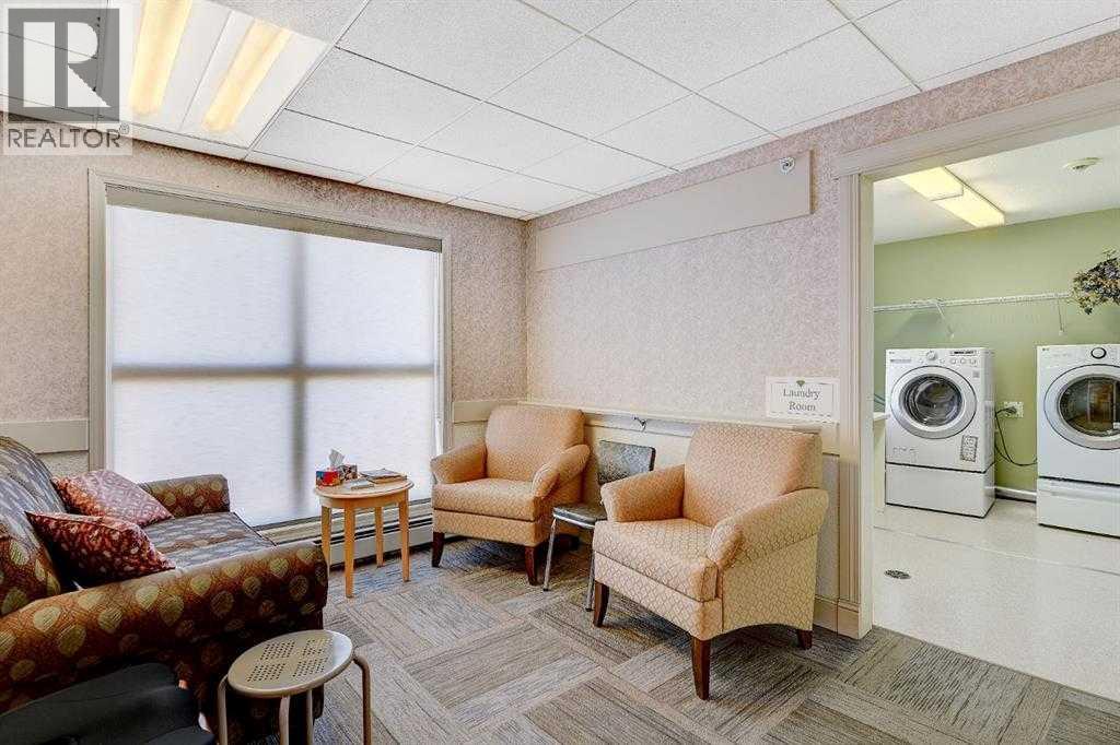 10402 111 Street - Photo 7