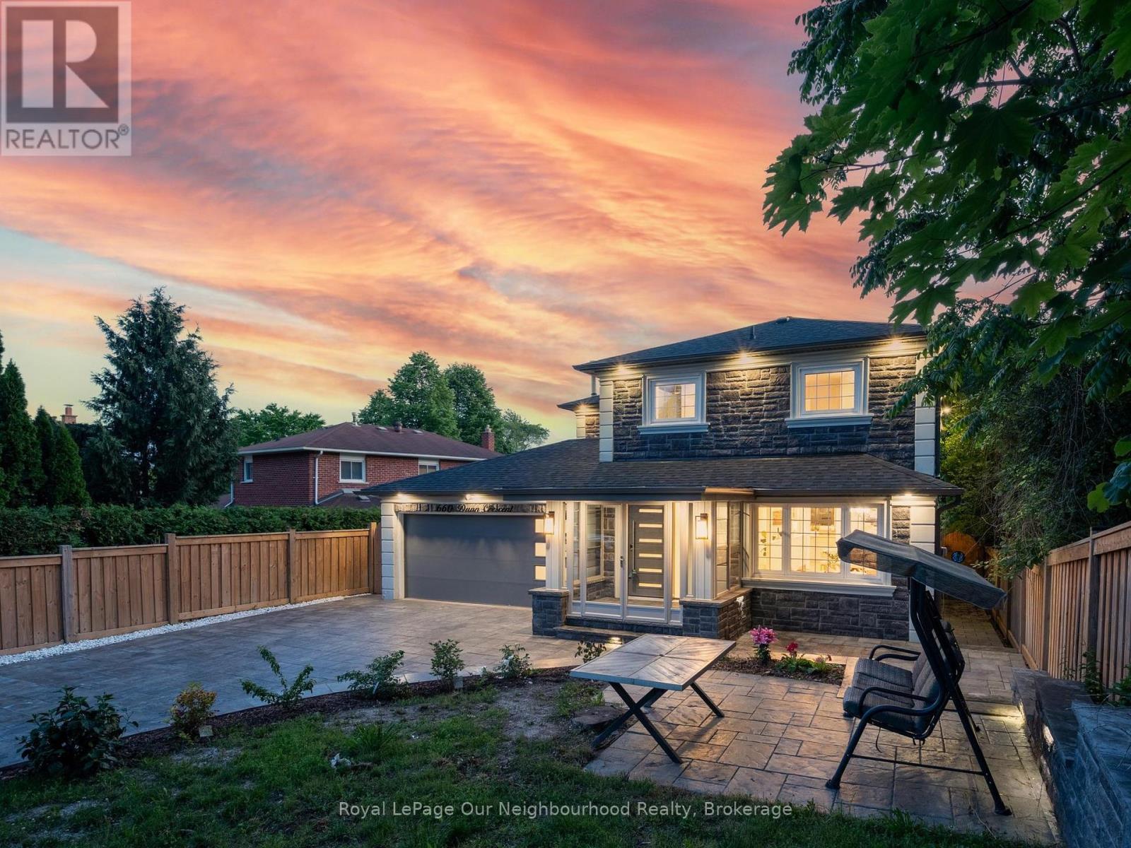 660 DUNN CRESCENT - 46