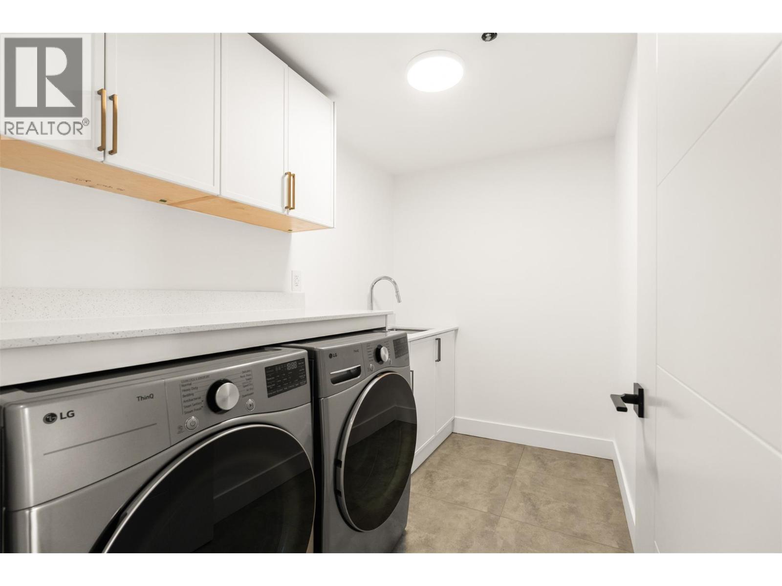 8924 Tavistock Road - 37