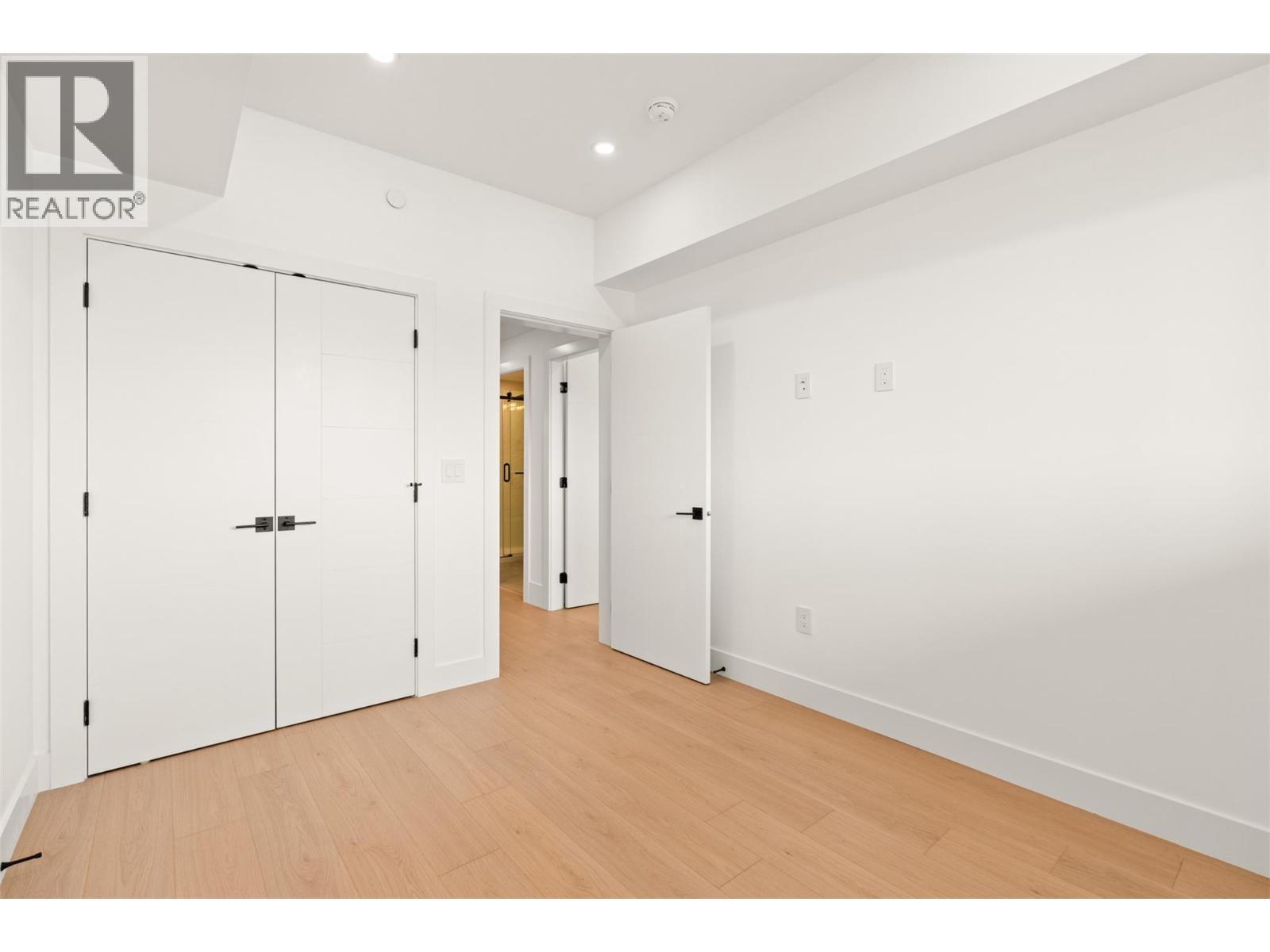 8924 Tavistock Road - 45
