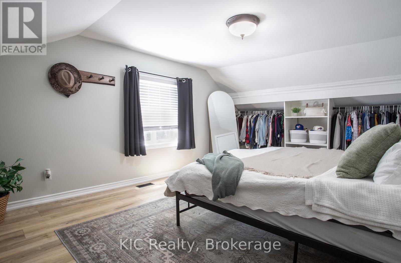 1311 CHARLES STREET - 23