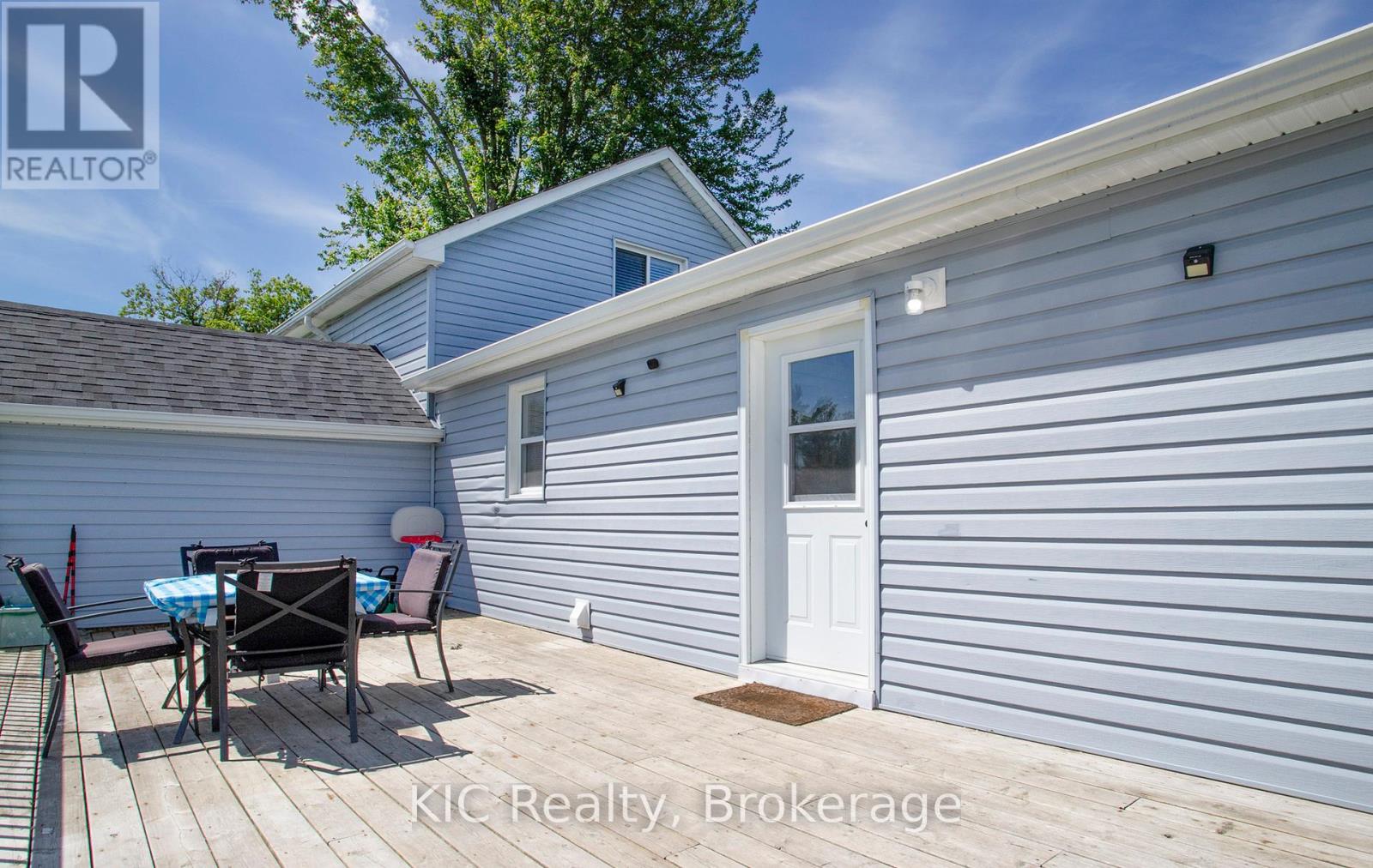 1311 CHARLES STREET - 28