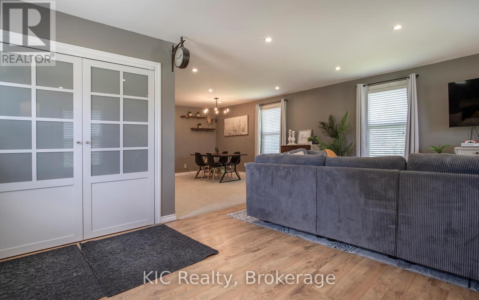 1311 CHARLES STREET - 6