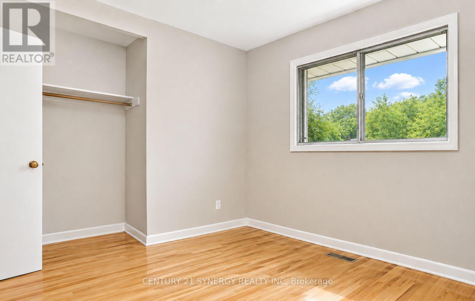 3 Bed, 1 Bath House for Sale in Ottawa – 1308 ERINDALE DRIVE, Ottawa – MLS# X13459982 - Image 15