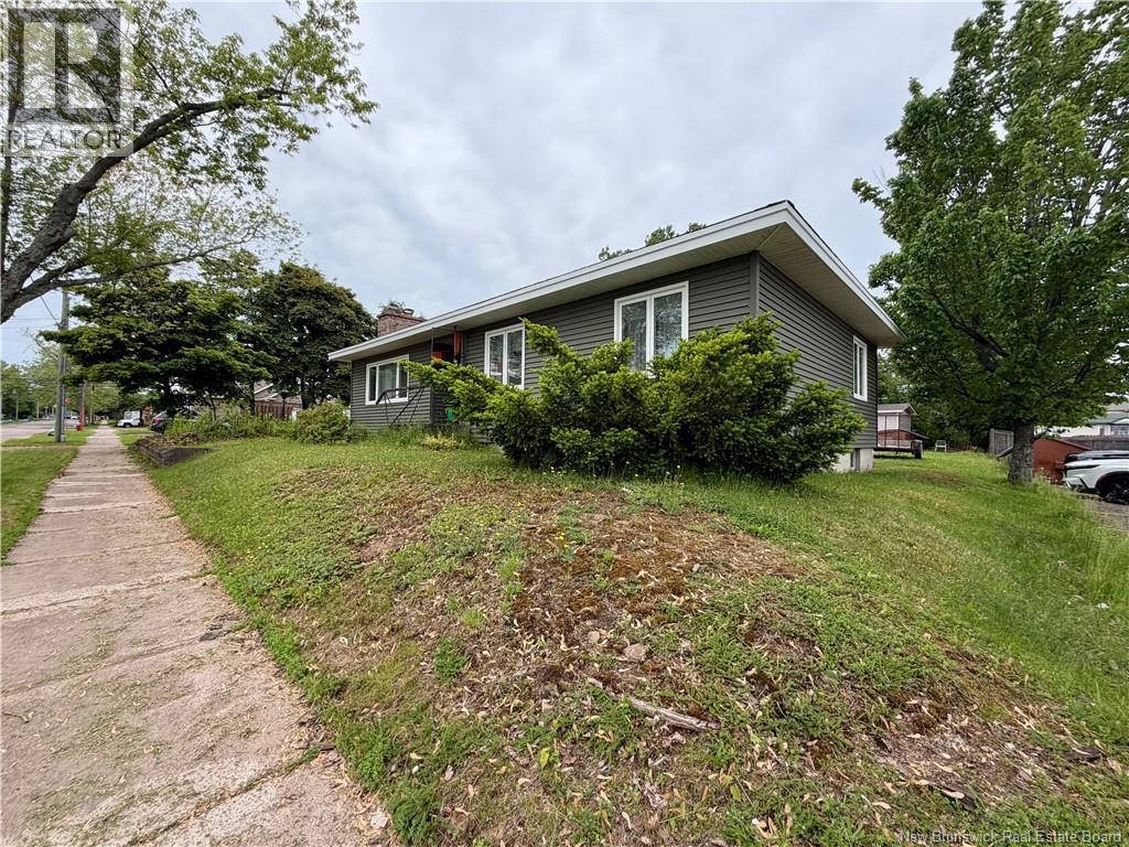 88 Watson Avenue - 24
