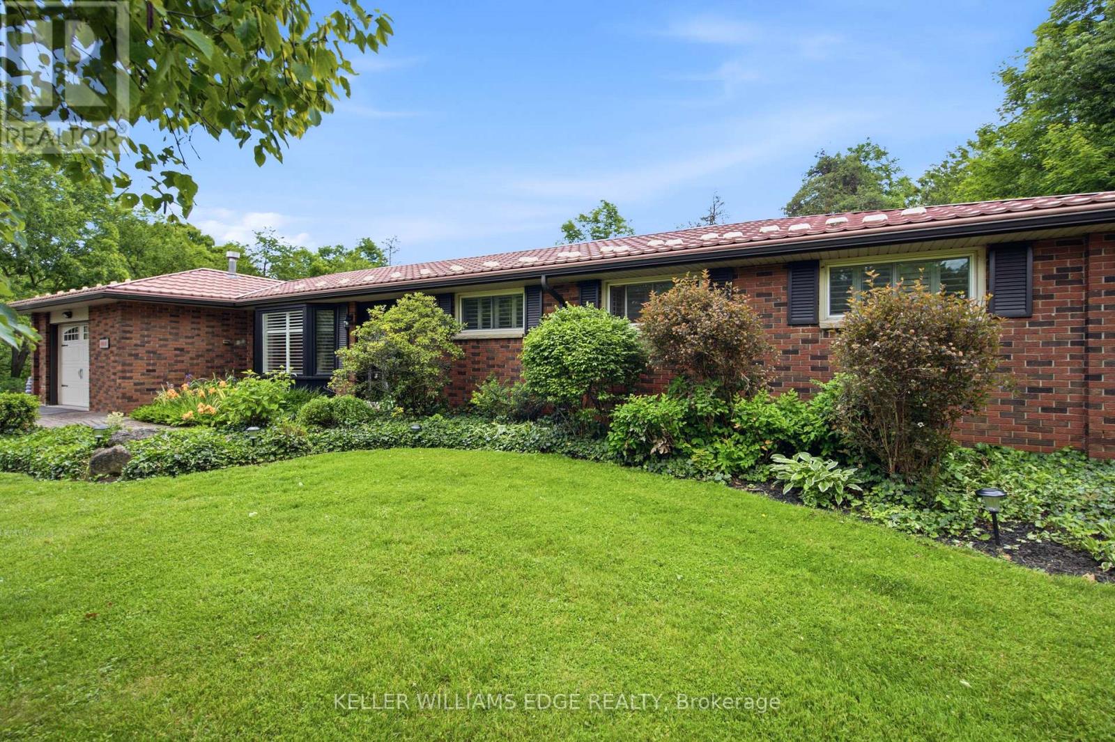 484 11TH CONCESSION ROAD E - 6