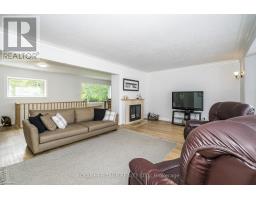 Bedroom 5 - 956 Bayshore Court, Pickering, ON L1W2Y3 Photo 10
