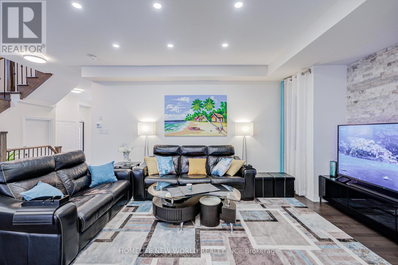 74 TANGO CRESCENT - 11