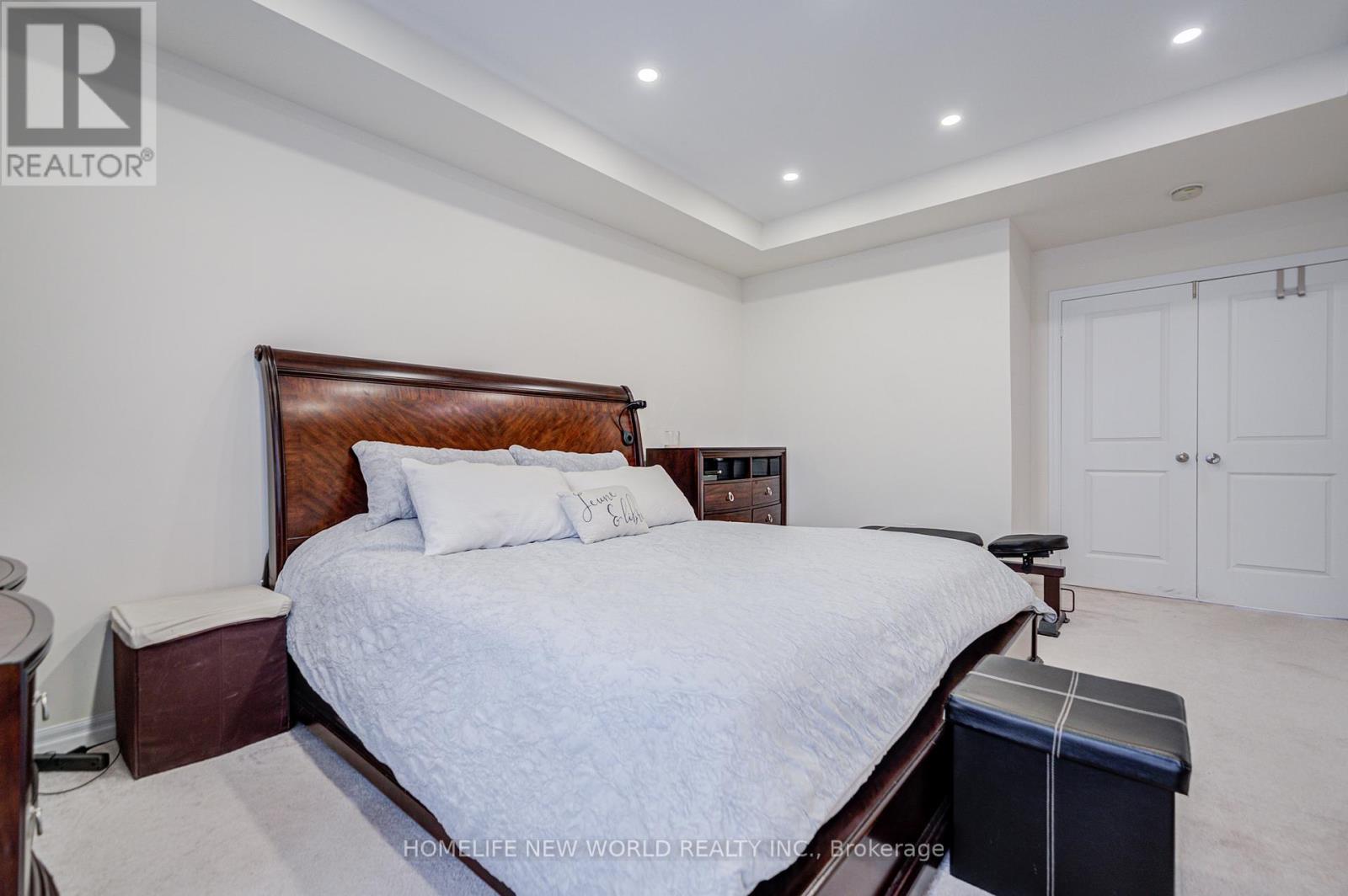 74 TANGO CRESCENT - 27