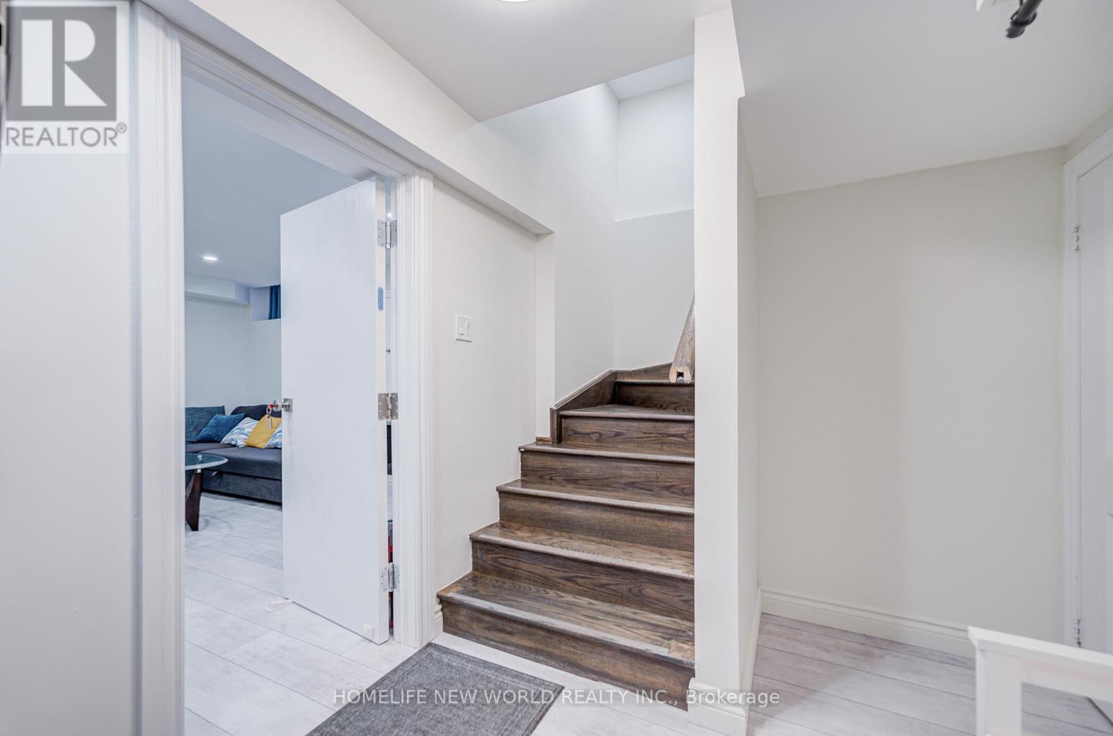74 TANGO CRESCENT - 42