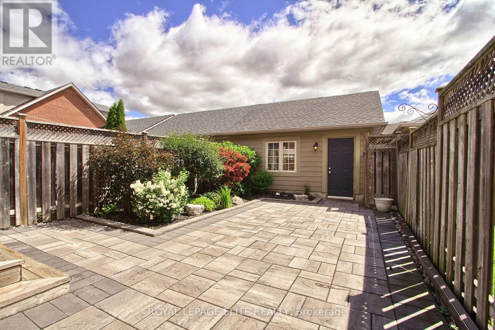 2980 BUR OAK AVENUE - 31