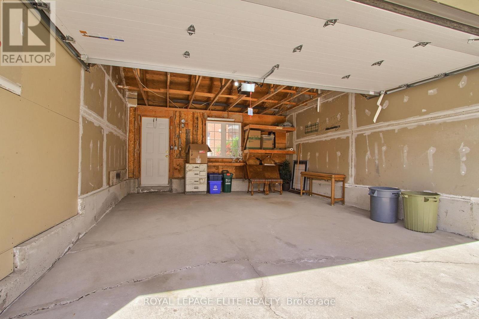 2980 BUR OAK AVENUE - 32