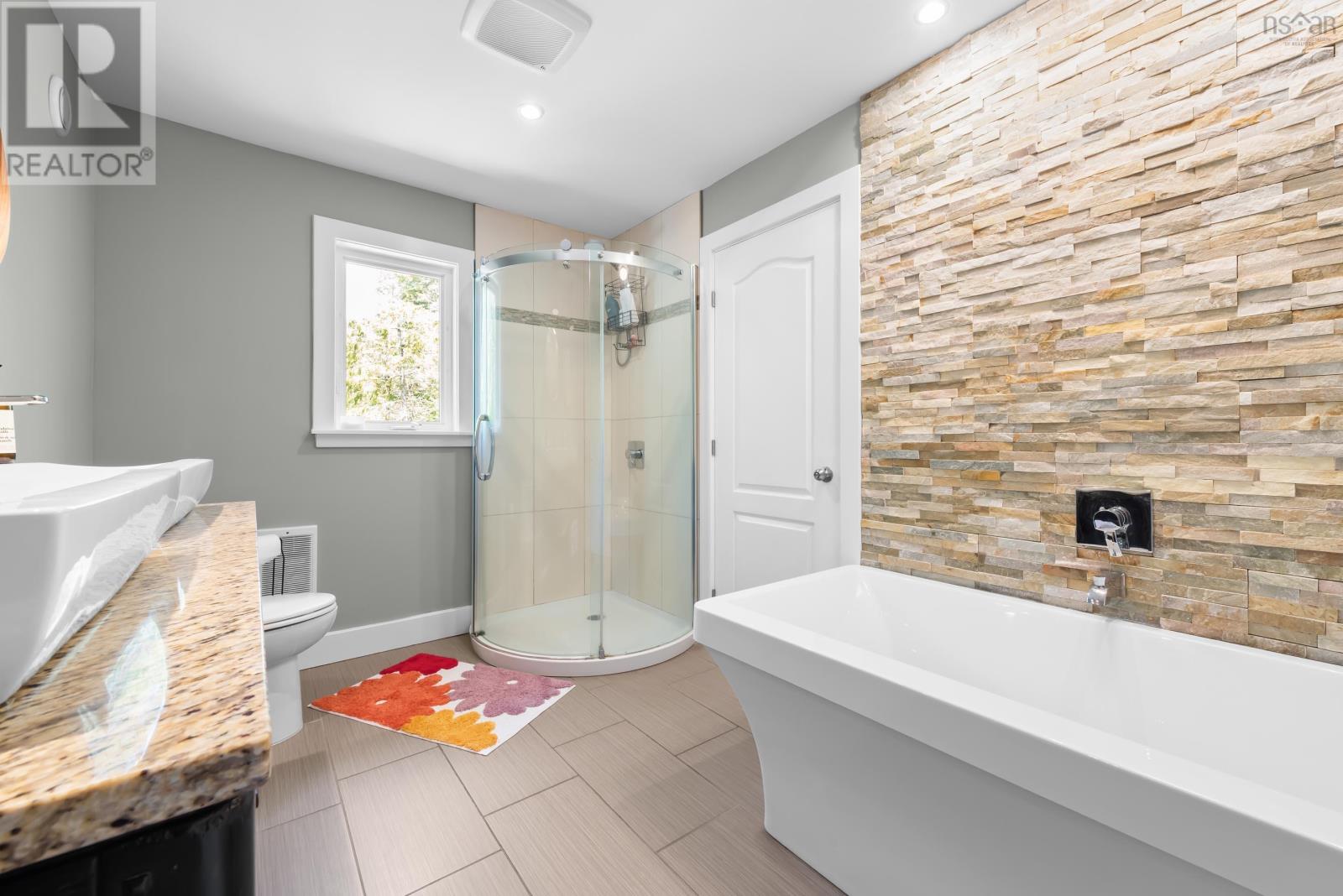 Property 22 of 49 of 90 Leeward Avenue