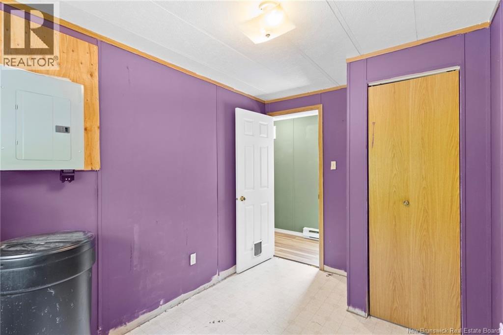 9 Booth Road - 36