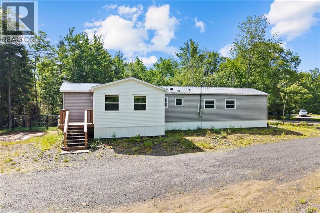 9 Booth Road - 7