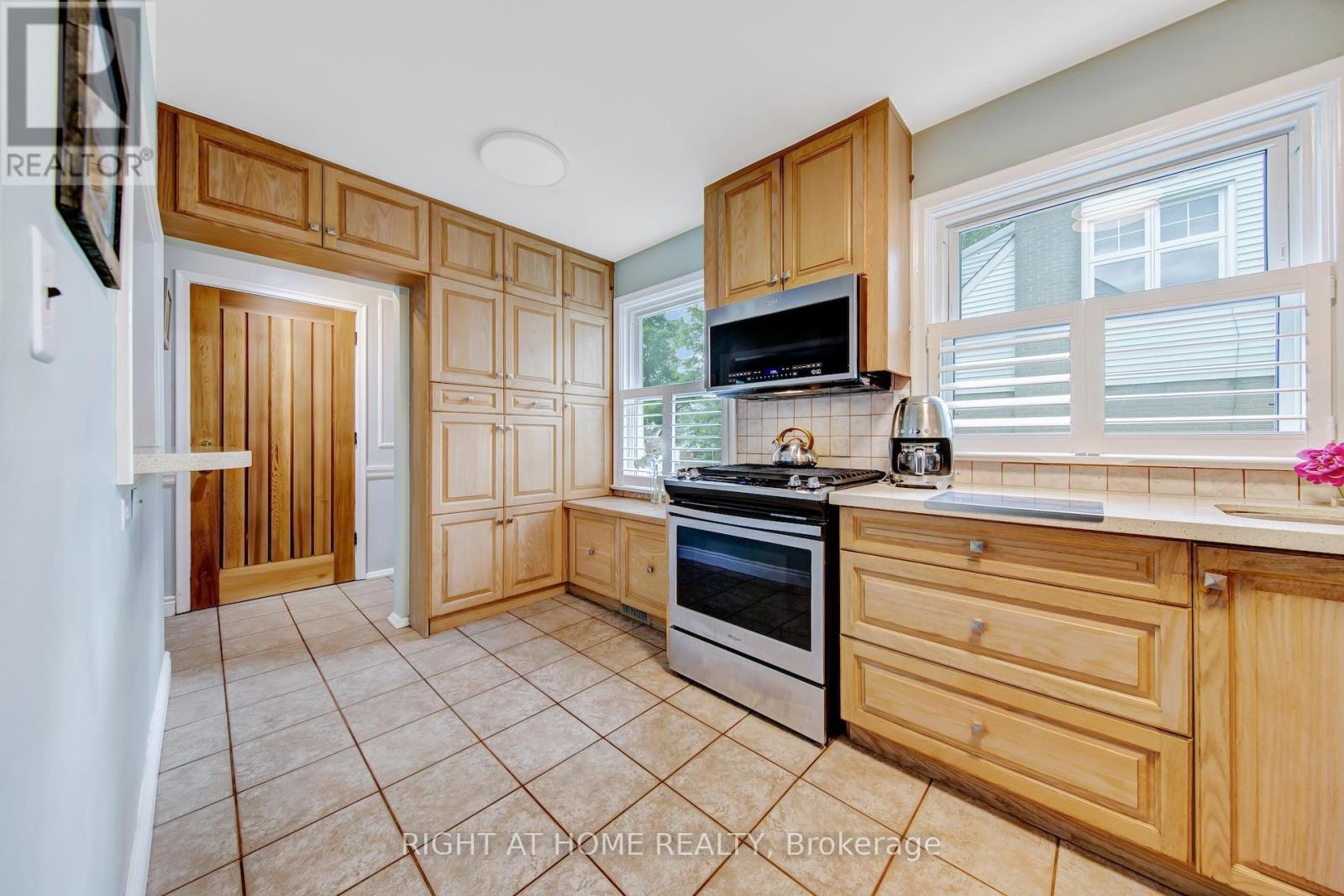 74 MCCAUL STREET - 6