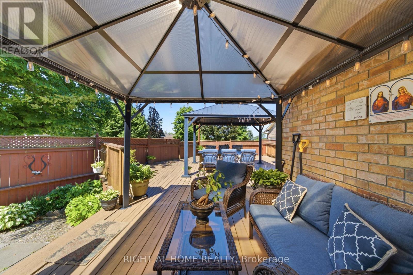 7505 NADIA COURT - 32