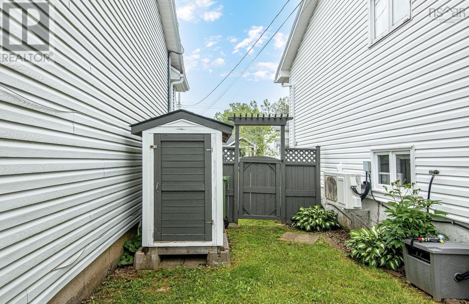 Property 38 of 40 of 22 Haddad Drive