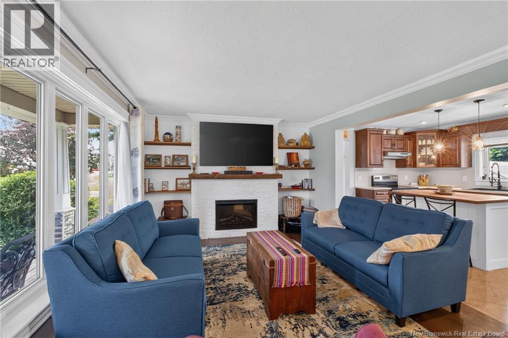 24 Des Roches Street - Image 8