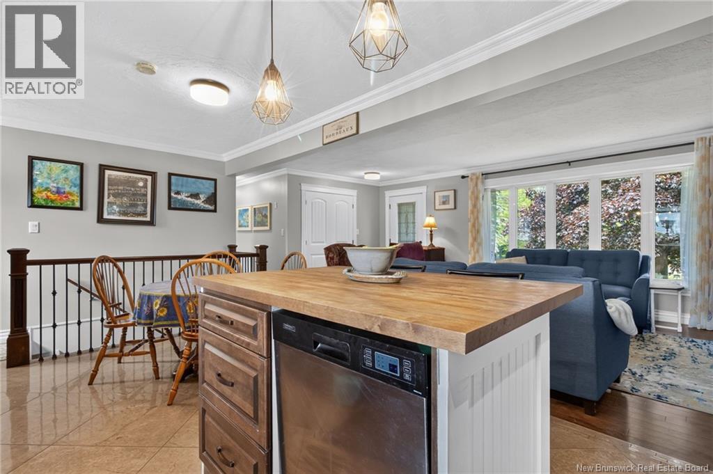 24 Des Roches Street - Image 6