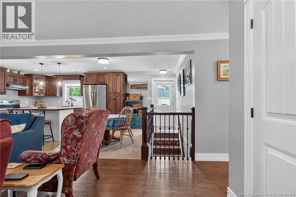 24 Des Roches Street - Image 11