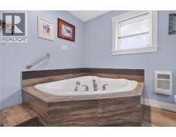 24 Des Roches Street, Bouctouche, NB E4S3B4 Photo 16