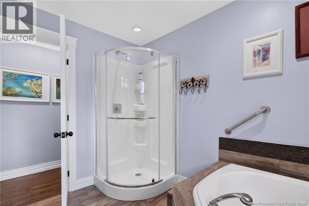 24 Des Roches Street - Image 17