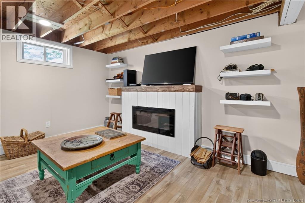 24 Des Roches Street - Image 28